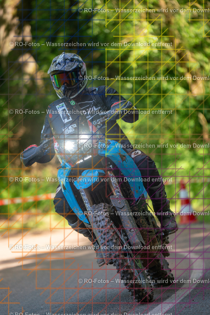 Wolfshausen 3 Lauf -976 | Sportfotografie von RO-Fotos: Motorsport, Motocross, Enduro, Laufveranstaltungen und Triathlon. Professionelle Fotos von Sportlern und Events. - Realisiert mit Pictrs.com