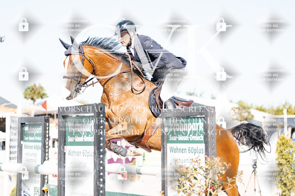 CK904732 | Turnierfotografie Pferdefotografie Trier Rheinland-Pfalz Pferdesport Reitsport Tierfotografie Sportfotografie Pferdevideo Pferdevideografie Equestrianvideography equestrianphotography  - Realisiert mit Pictrs.com