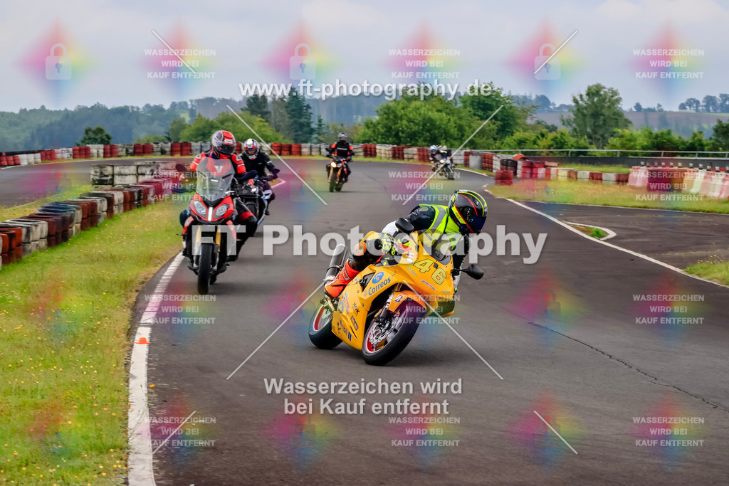 _TCM2712 | Hier findet Ihr Bilder von Touristenfahrten auf der Nürburgring Nordschleife oder von anderen Veranstaltungen die ich besucht habe. Viel Spass beim Durch Schauen 