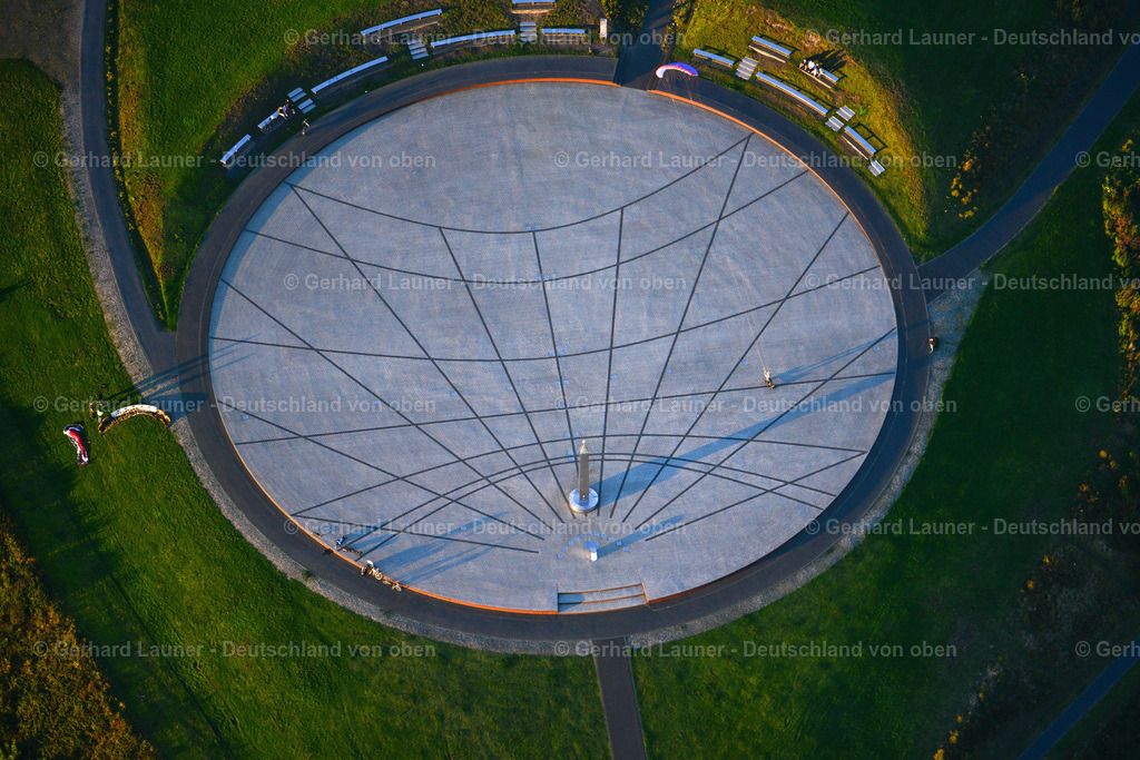 3491302 | Sonnenuhr,Halde Hoheward, Recklinghausen