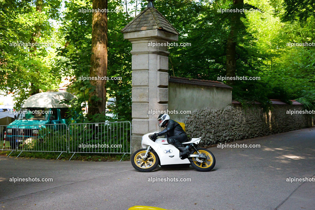 P1015133 | Erleben Sie atemberaubende, hochqualitative Fotos Ihrer Fahrt entlang der malerischen Alpenstraßen. Besuchen Sie alpineshots.com, um professionelle Aufnahmen Ihrer unvergesslichen Reise zu finden und zu kaufen - Realisiert mit Pictrs.com