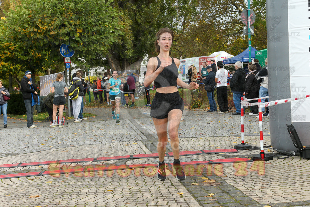 241020_1109_EX1_1215 | Sportfotografie im Rhein-Sieg Kreis, Köln, Bonn, NRW, Rheinland Pfalz, Hessen, etc. Unser Tätigkeitsfeld umfasst den Laufsport vom Volkslauf über den Marathon, Duathlon, Triathon bis zum Ultralauf wie Kölnpfad Ultra oder Schindertrail.