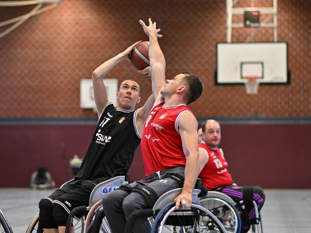 2025-12-14-Ralph_Kunze-6530 | Ralph Kunze - Realisiert mit Pictrs.com