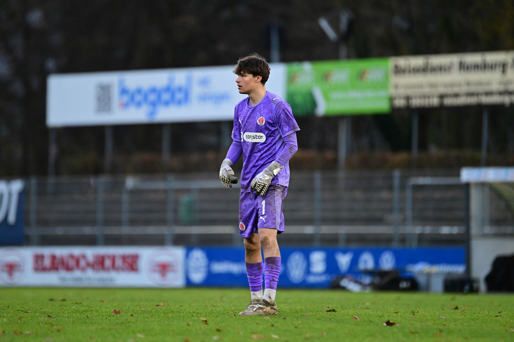 Fußball I Herren I Saison 2025-2026 I Regionalliga Nord I 21. Spieltag I FC St. Pauli II - VfB Lübeck | Melvin Christian Witte (1, FC St. Pauli II) - Realisiert mit Pictrs.com