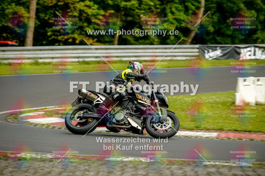 VBK-4356 | Hier findet Ihr Bilder von Touristenfahrten auf der Nürburgring Nordschleife oder von anderen Veranstaltungen die ich besucht habe. Viel Spass beim Durch Schauen 