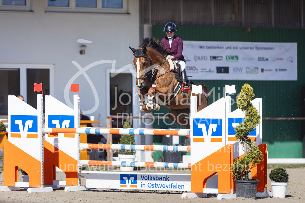 260402_Fruehlingsfest_M1-Spr-751 | Deine schönsten Turniermomente als professionelle Fotos! Entdecke hochwertige Pferdesport-Fotografie im Online-Shop. Jetzt Fotos finden & bestellen!