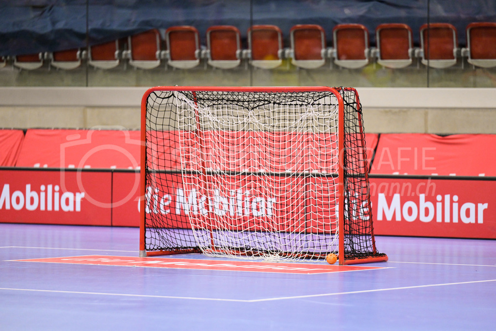 HC Rychenberg vs. Floorball Köniz - 28. August 2022 | HC Rychenberg vs. Floorball Köniz
AXA Arena, Winterthur
Bild: Sportfotografie Markus Aeschimann | www.markus-aeschimann.ch - Realisiert mit Pictrs.com