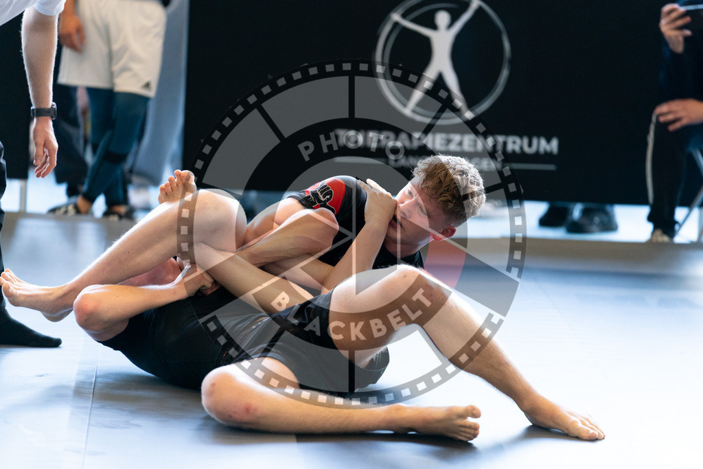 20250628PBB3952 | Athletes compete during the ILLCS X, International Luta Livre Championship Summer Edition on June 28, 2025 in Hannover, Germany. © Chiara Dazi / photoblackbelt