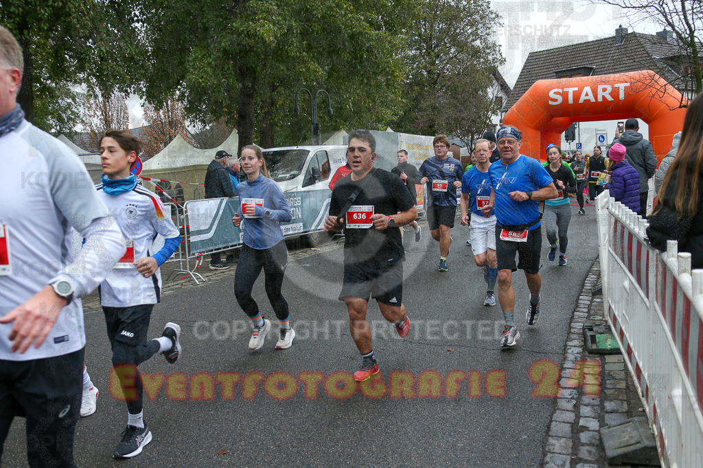 251130_1143_EX1_8500 | Sportfotografie im Rhein-Sieg Kreis, Köln, Bonn, NRW, Rheinland Pfalz, Hessen, etc. Unser Tätigkeitsfeld umfasst den Laufsport vom Volkslauf über den Marathon, Duathlon, Triathon bis zum Ultralauf wie Kölnpfad Ultra oder Schindertrail.