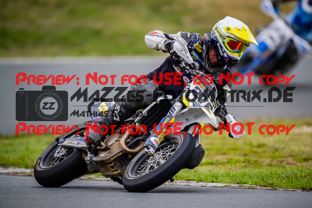 MaZZes_FotoMatrix_220903_5608 | S4