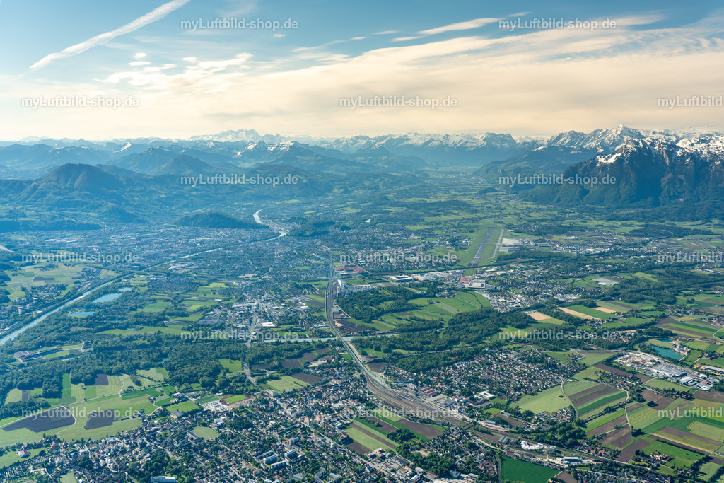 luftbild-salzburg-stadt-bruno-kapeller | Luftbild von der Stadt Salzburg in Österreich. - Realisiert mit Pictrs.com