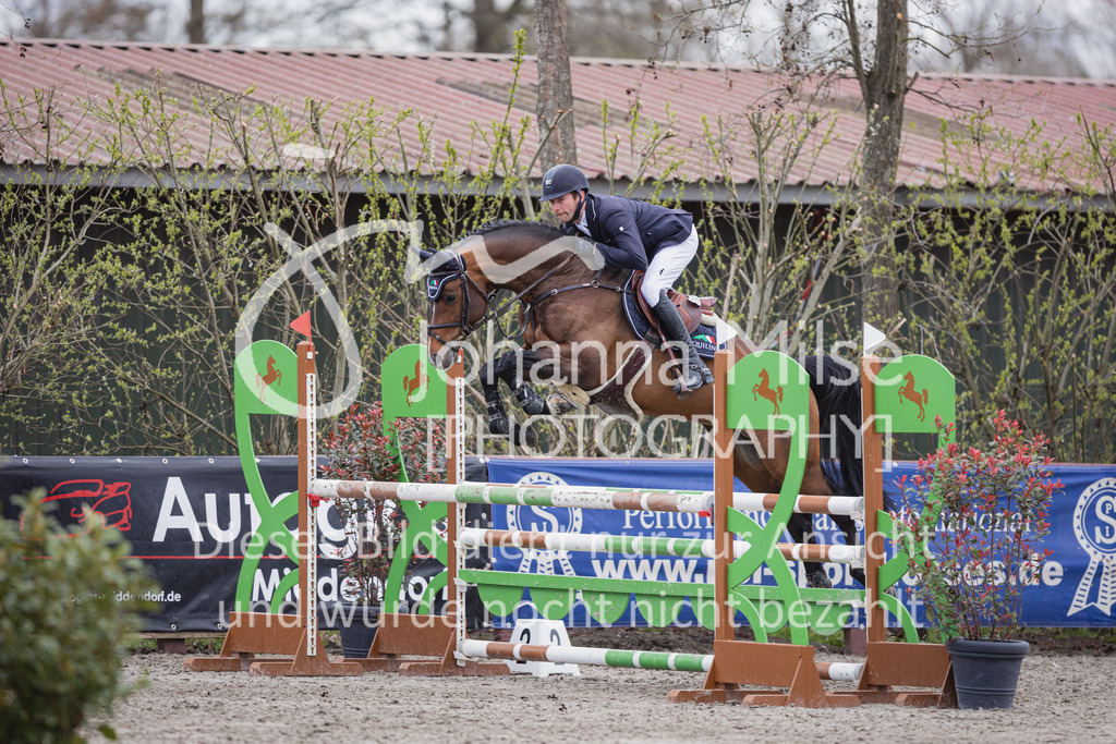 230411_Mühlen_03SprPf-L-462 | Deine schönsten Turniermomente als professionelle Fotos! Entdecke hochwertige Pferdesport-Fotografie im Online-Shop. Jetzt Fotos finden & bestellen!