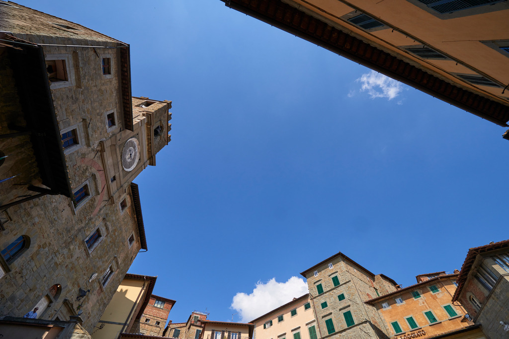 Rathaus auf dem Palazzo Comunale | Cortona, Italien - September 08, 2016: Rathaus auf dem Palazzo Comunale. - Realisiert mit Pictrs.com
