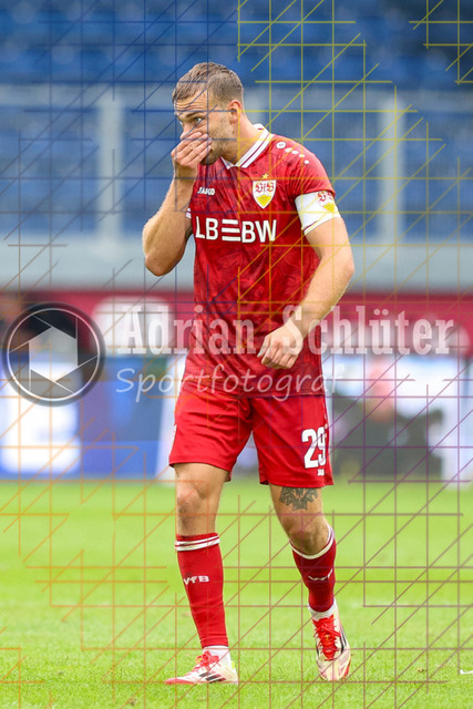 MSV Duisburg vs VfB Stuttgart II - 3. Liga | Duisburg, Deutschland, 02.08.25:   Dominik Nothnagel (VfB Stuttgart II) gestikuliert, Gestik waehrend des Spiels der 3. Liga MSV Duisburg vs VfB Stuttgart II in der schauinsland-reisen-arena(Foto von Brauer-Fotoagentur / Adrian Schlueter)