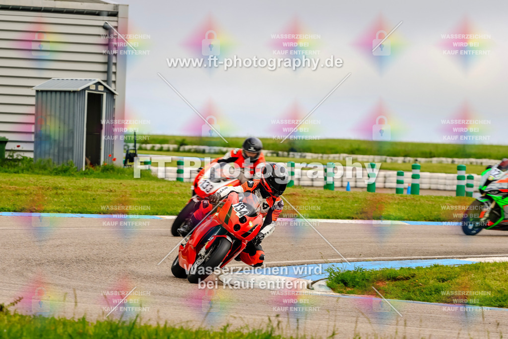 MotoTeam-8070 | Hier findet Ihr Bilder von Touristenfahrten auf der Nürburgring Nordschleife oder von anderen Veranstaltungen die ich besucht habe. Viel Spass beim Durch Schauen 