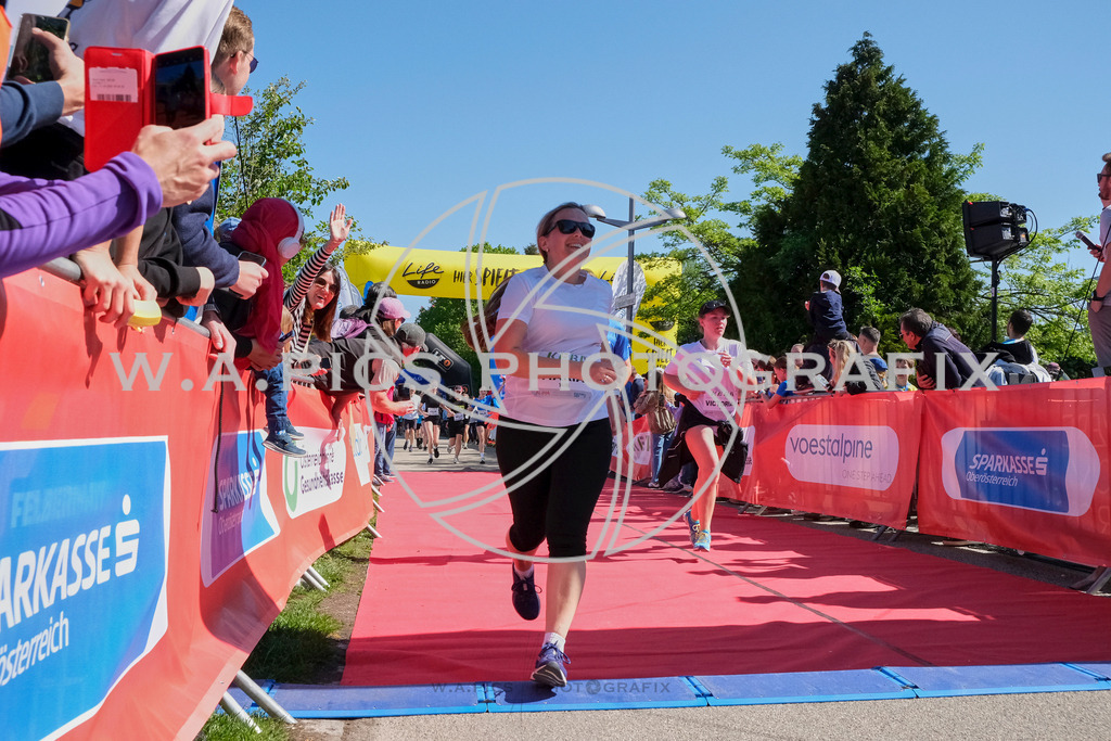 ..... | LINZ,AUSTRIA,27.April 24, Int. 3 Brückenlauf Linz  , Image shows: Photo: WAPICS / Michael ring