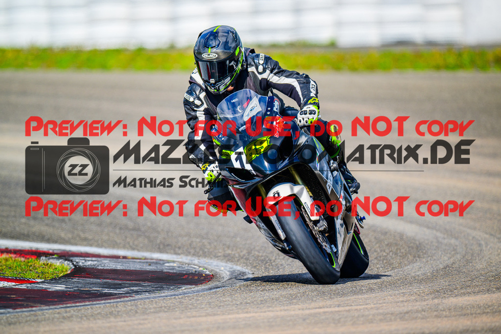 MaZZes_FotoMatrix_240910_6007705_1804 | GRUEN