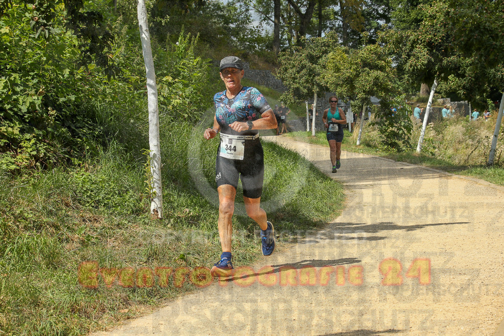 250824_1337_EX1_3039 | Sportfotografie im Rhein-Sieg Kreis, Köln, Bonn, NRW, Rheinland Pfalz, Hessen, etc. Unser Tätigkeitsfeld umfasst den Laufsport vom Volkslauf über den Marathon, Duathlon, Triathon bis zum Ultralauf wie Kölnpfad Ultra oder Schindertrail.