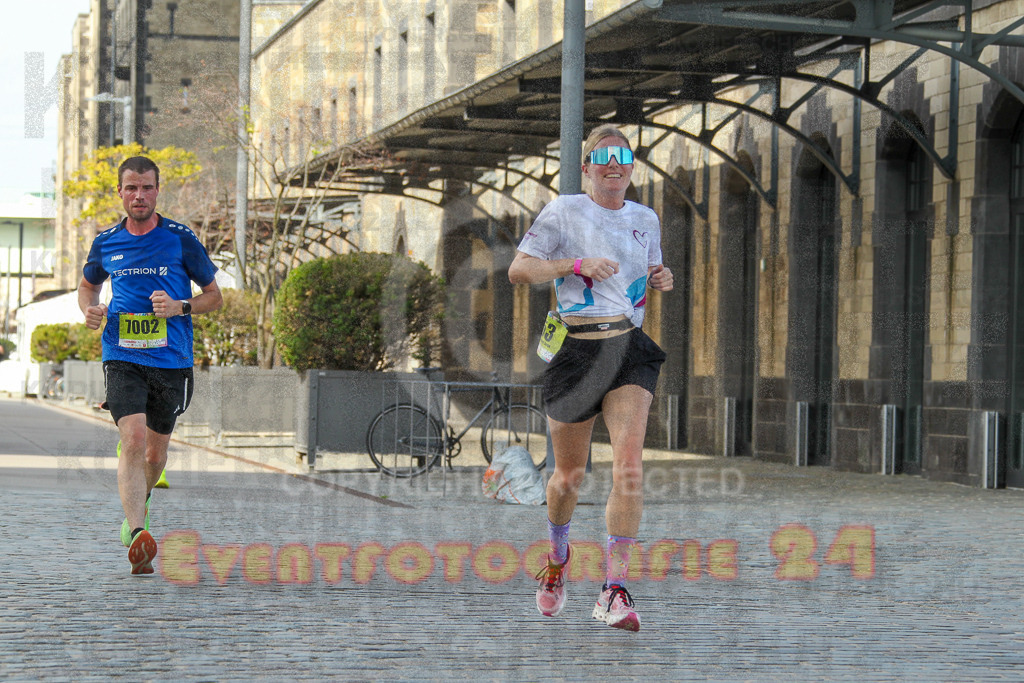 250920_1449_EV4_7216 | Sportfotografie im Rhein-Sieg Kreis, Köln, Bonn, NRW, Rheinland Pfalz, Hessen, etc. Unser Tätigkeitsfeld umfasst den Laufsport vom Volkslauf über den Marathon, Duathlon, Triathon bis zum Ultralauf wie Kölnpfad Ultra oder Schindertrail.