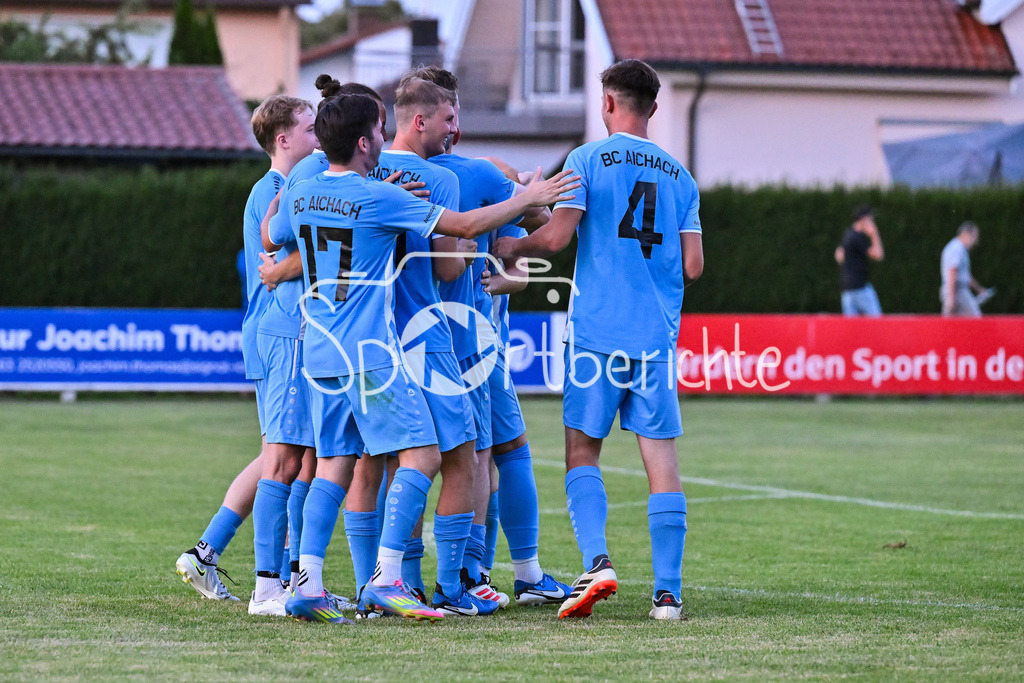 BC Aichach - VfR Neuburg | Jubel nach Sieg im Elfmeterschiessen