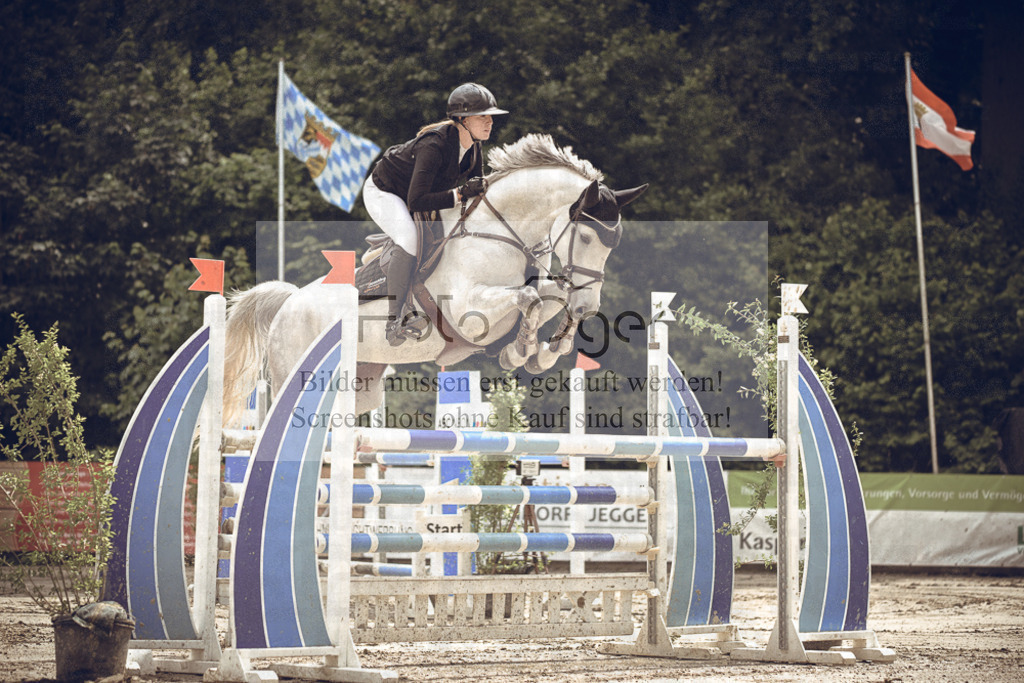 20240530-DOS_2696 | Entdecke hochwertige Reitturnierfotos von Foto Oger. Professionell, emotional und authentisch – jetzt Lieblingsmomente im Shop bestellen.Deutschlandweite Turnierfotografie. - Realisiert mit Pictrs.com