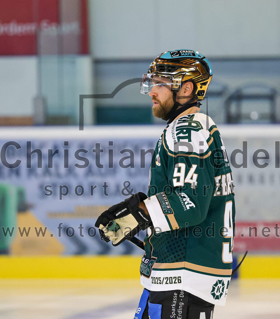 2025-09-21_019_TSV_Erding_gegen_Hoechstadter_Alligators | Erding, Deutschland, 21.09.2025:Eishockey, Oberliga Süd 2025 / 2026, 2. Spieltag, TSV Erding gegen Höchstadter Alligators, Endergebnis: 3:4Foto: Christian Riedel / fotografie-riedel.net