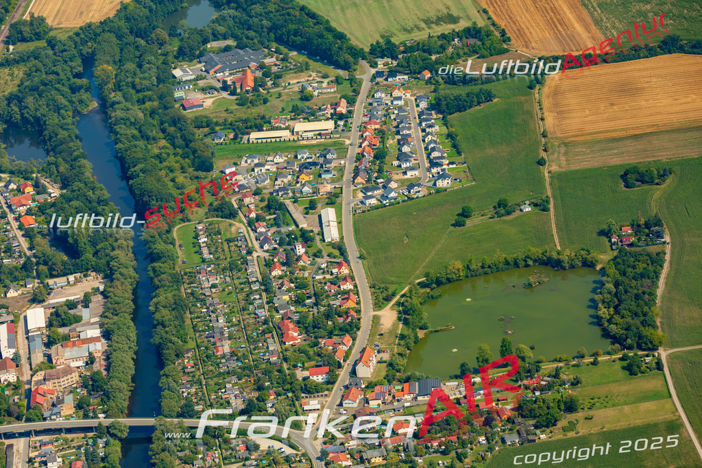 Schöne Luftaufnahme als Geschenk in See Rudolstadt - Die Luftbildaufnahme wurde 2025 vom UL-Flugzeug heraus erstellt ( keine Drohne ) - Hochauflösende Luftaufnahme -Nicht vergleichbar mit Google Maps oder Satelittenbilder- Die Geschenkidee !Mit Lizenz und Bildrechte bestellbar
