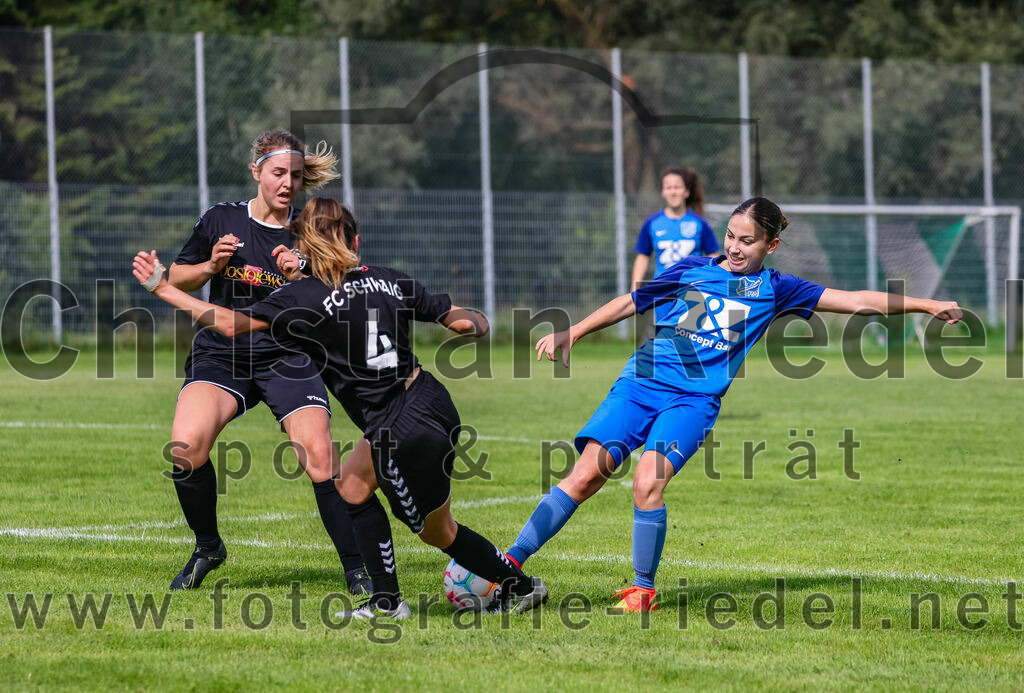 2023-09-03_036_Teamware_Cup_2023 | Oberding, Deutschland, 03.09.2023:
Fußball, TS Teamwear Cup 2023, Vorrunde, FC Schwaig gegen FC Langengeisling, Endergebnis: 

Foto: Christian Riedel / fotografie-riedel.net