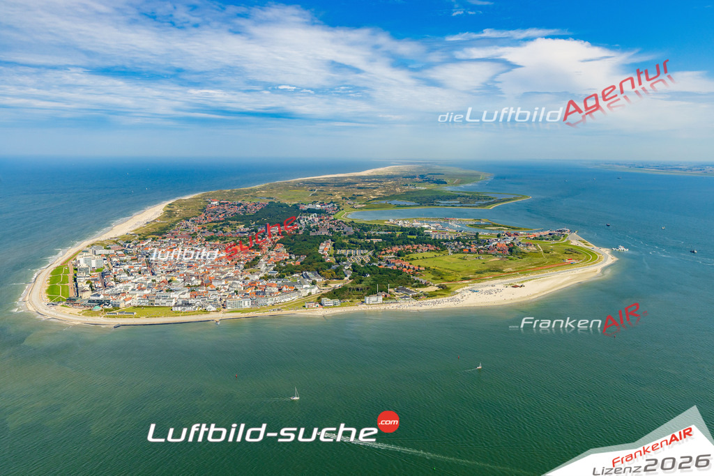 Insel Norderney Bild- Das Luftbild wurde 2025 vom UL-Flugzeug heraus erstellt ( keine Drohne bzw. Drohnenaufnahme ) - Hochauflösende Luftaufnahme -Nicht vergleichbar mit Google Maps oder Satelittenbilder- Die Geschenkidee !Mit Lizenz und Bildrechte bestellbar - CC