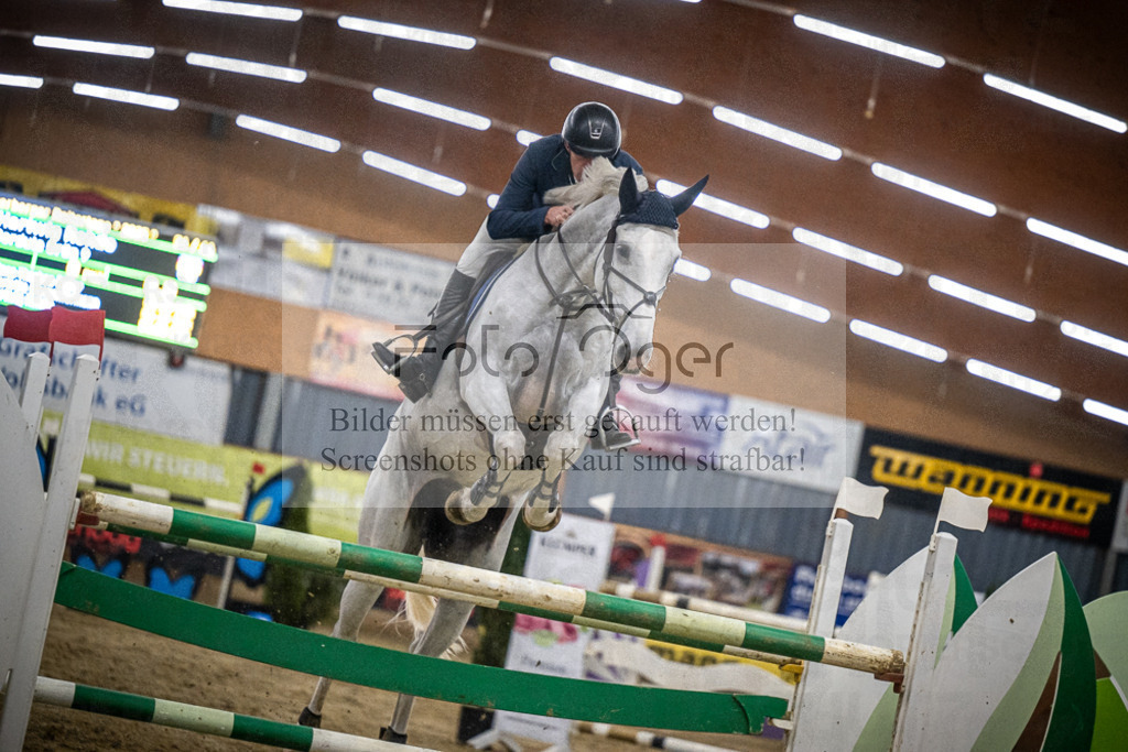 DOS_1517 | Entdecke hochwertige Reitturnierfotos von Foto Oger. Professionell, emotional und authentisch – jetzt Lieblingsmomente im Shop bestellen.Deutschlandweite Turnierfotografie. - Realisiert mit Pictrs.com
