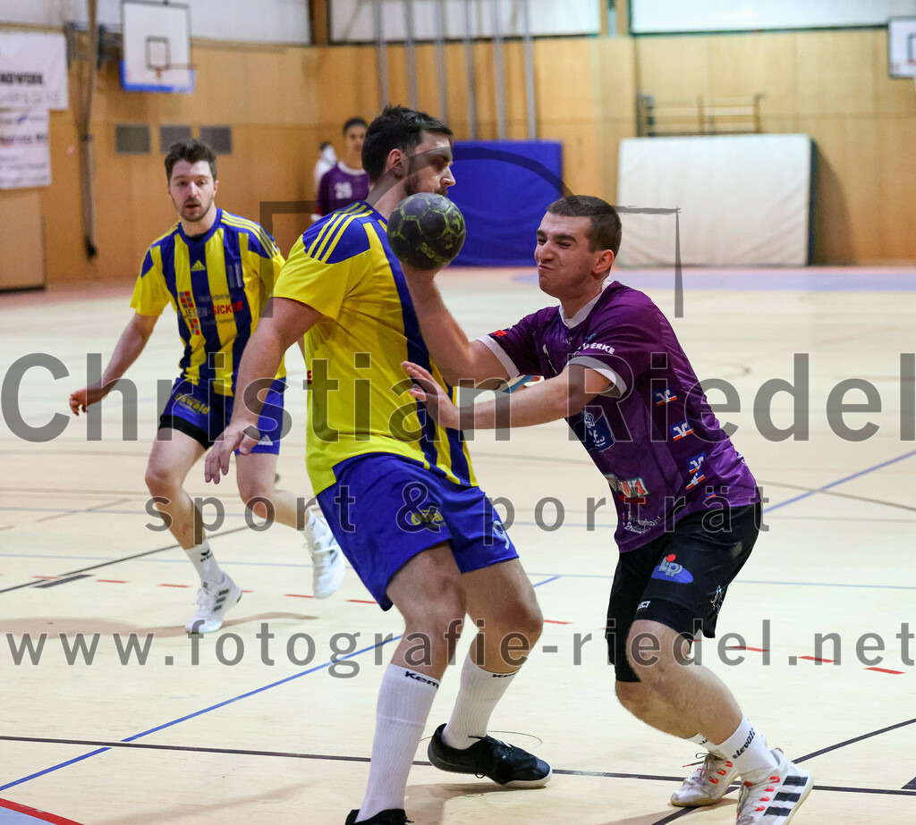 2023-03-11_005_SpVgg_Altenerding_gegen_SSG_Metten | Erding, Deutschland, 11.03.2023:
Handball, Bezirksoberliga Männer 2022 / 2023, 17. Spieltag, SpVgg Altenerding gegen SSG Metten, Endergebnis: 26:22

Joseph Wyhnalek (SpVgg Altenerding, #2)

Foto: Christian Riedel / fotografie-riedel.net