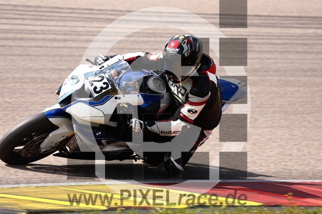 0023-20240819_01407 | Schöne Erinnerungen an spannende Momente - das festzuhalten ist unser Job. PIXELrace.de ist seit 2003 auf den Rennstrecken Europas unterwegs um die Action draußen beim Fahren und die wunderbare Stimmung imm Fahrerlager für euch einzufangen.