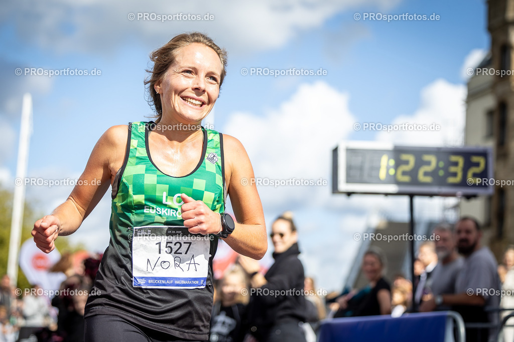44. Kölner Brückenlauf; Koeln, 14.09.25 | Impressionen vom 44. Kölner Brückenlauf am 14.09.25 am Schokoladenmuseum in Koeln. Foto: BEAUTIFUL SPORTS/Leah Kohring