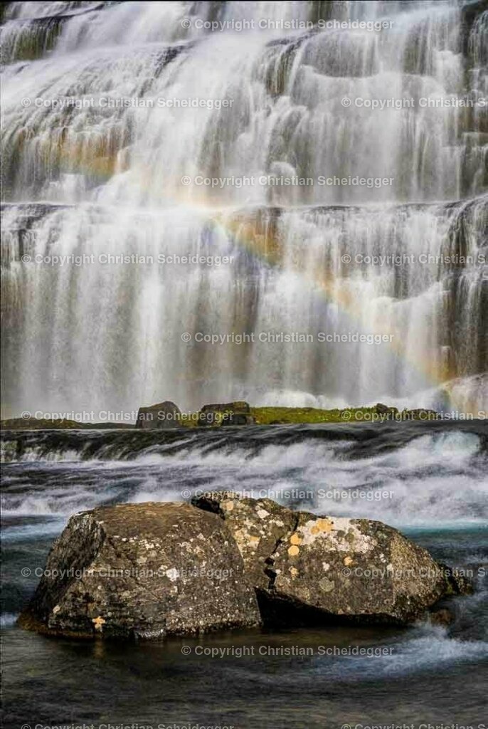 Dynjandi | Mächtiger und breiter Wasserfall, Island - Realisiert mit Pictrs.com