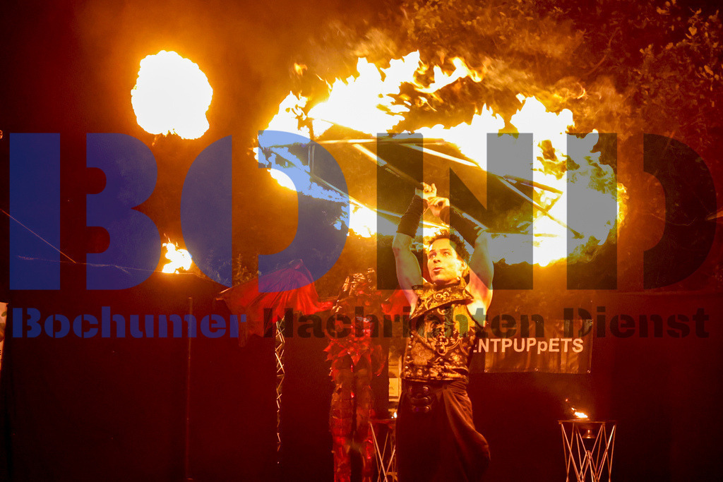 SES_MKRLHE20250705-133 | bond - Realisiert mit Pictrs.com