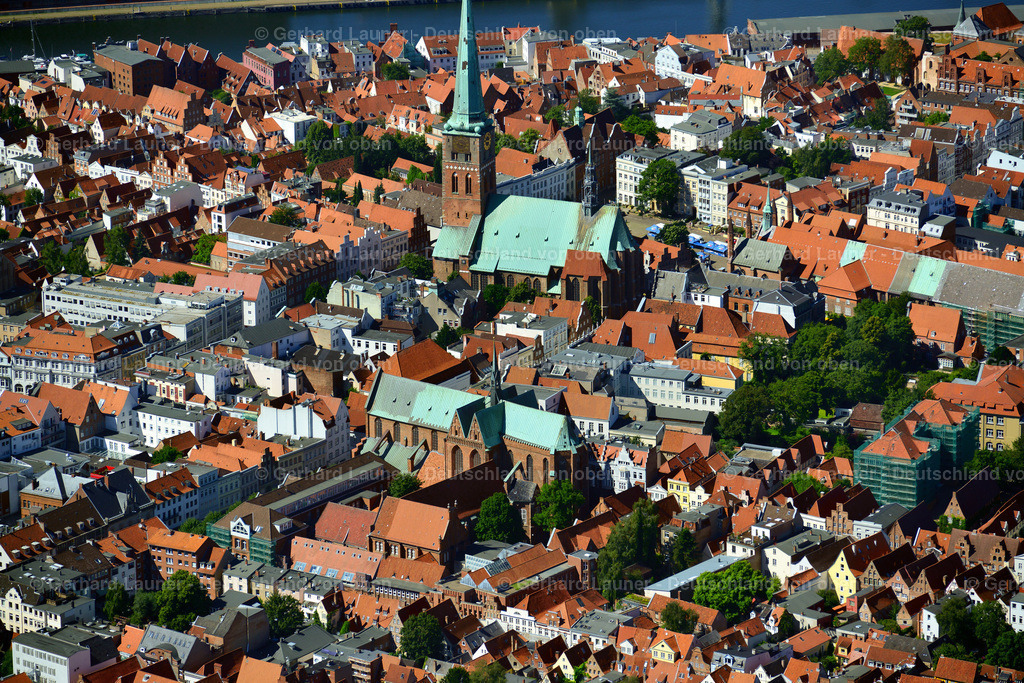 3622092 | Innenstadtbereich Lübeck  um die St. Jakobi Kirche