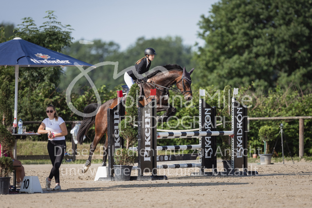 230624_PfSpTa_A2-Spr-190 | Deine schönsten Turniermomente als professionelle Fotos! Entdecke hochwertige Pferdesport-Fotografie im Online-Shop. Jetzt Fotos finden & bestellen!