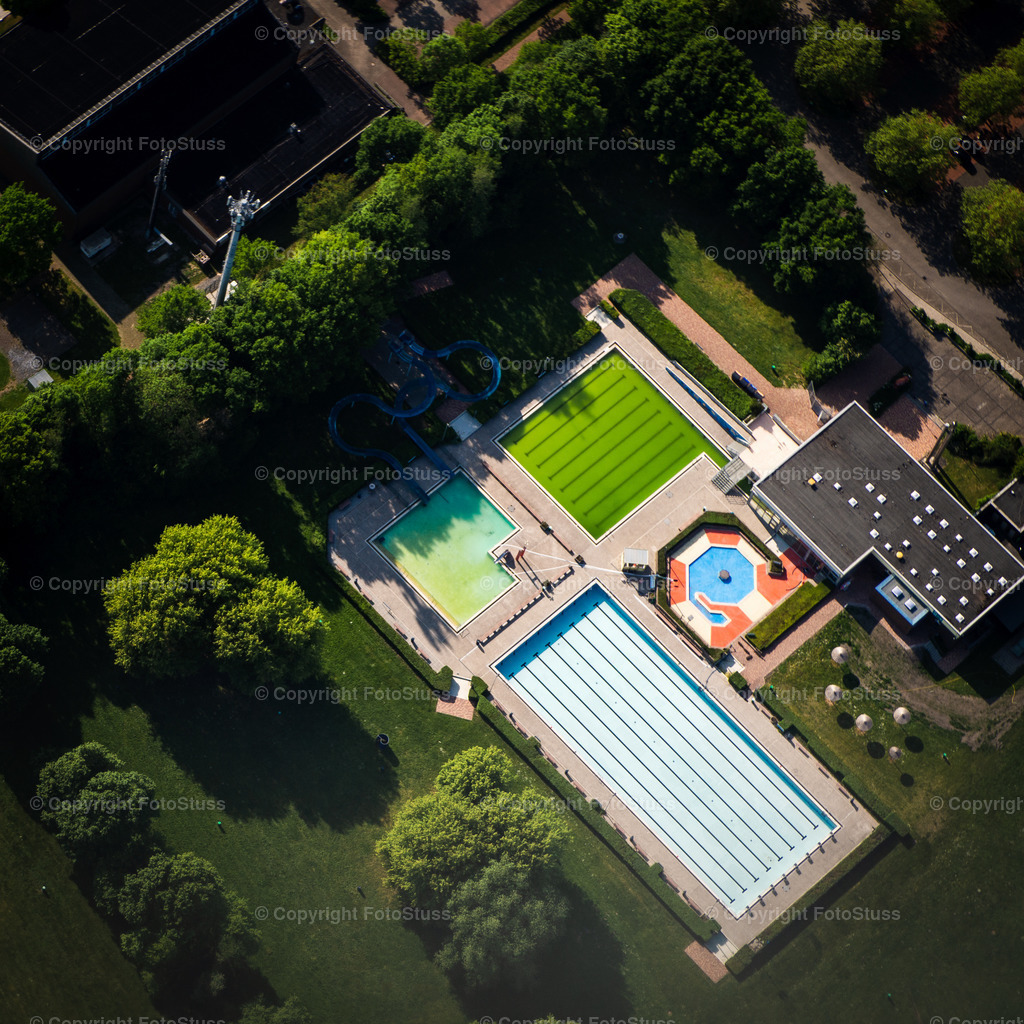 Luftbild vom Freibad in Hamm | Luftbild vom Freibad Süd in Hamm Berge außerhalb der Saison. - Realisiert mit Pictrs.com