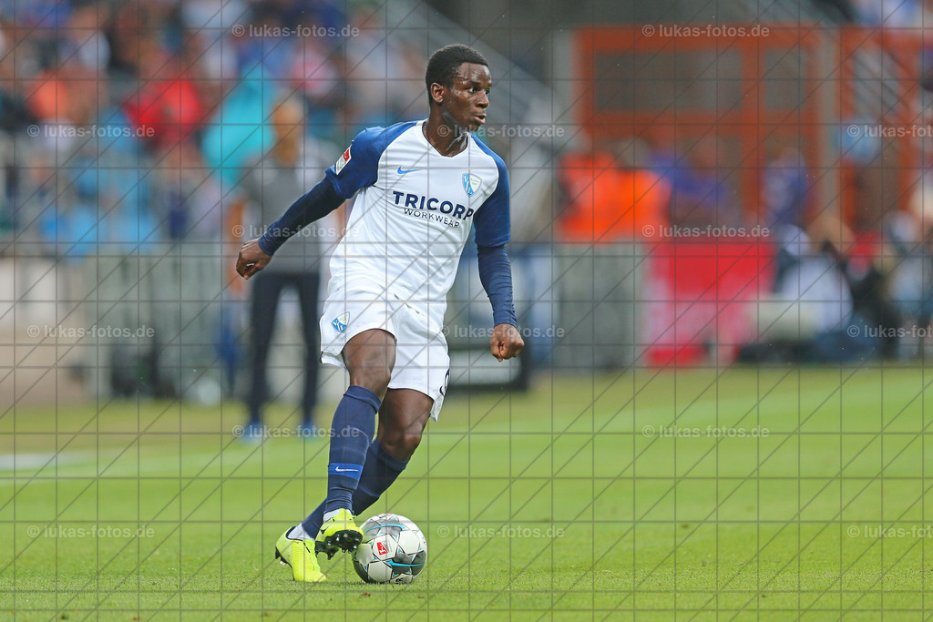 2019-08-02 OSEI-TUTU VfL Bochum - Arminia Bielefeld Foto Lukas 103 | Luftbilder Castrop-Rauxel und Fotos vom VfL Bochum kaufen im Webshop der Bilder von Jens Lukas: lukas-fotos - Realisiert mit Pictrs.com