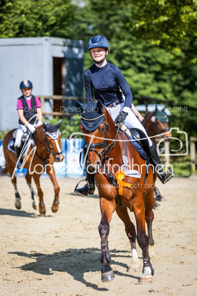 Donop24-ESpr-113 | MomenTaufnahmen Pferdesportfotos