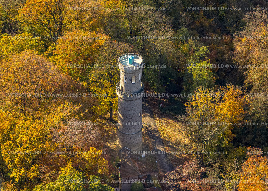 Witten231100929 | Luftbild, Renovierter Helenenturm mit Aussichtsplattform im Herbstwald mit Laubbäumen mit leuchtenden Herbstfarben, Witten, Ruhrgebiet, Nordrhein-Westfalen, Deutschland