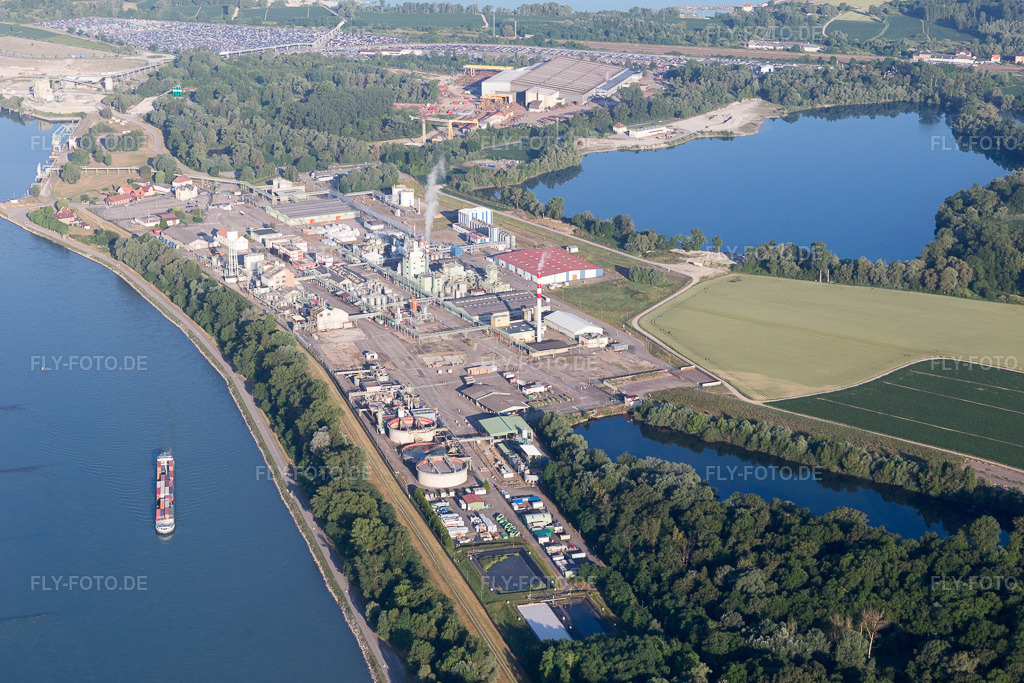Luftbild: Lauterbourg, Hafen in Lauterbourg im Bundesland Bas-Rhin in Frankreich. Foto: IMG_100944.jpg vom 17.06.2017 durch Werner Riehm/FLY-FOTO.de