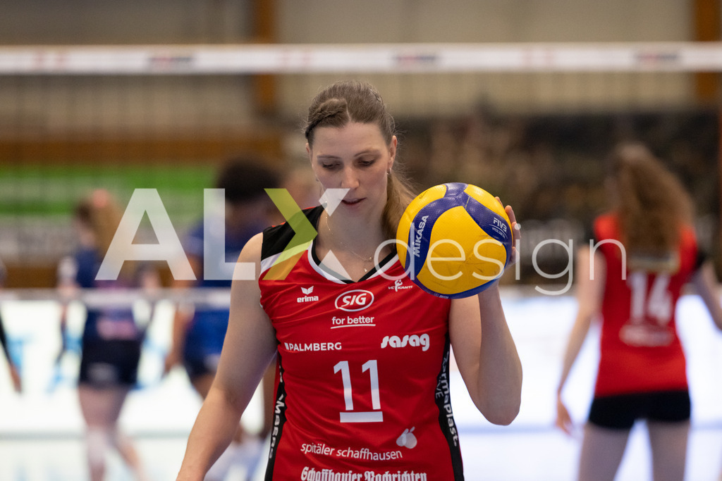 Volleyball I Frauen I Saison 2025-2026 I Volleyball NLA | Women I 1/2 Finals I  VC Kanti Schaffhausen - Sm'Aesch Pfeffingen I 18.03.2026 | 11 Kateřina Holásková (CZ) (VC Kanti Schaffhausen) – Mitte - Realisiert mit Pictrs.com