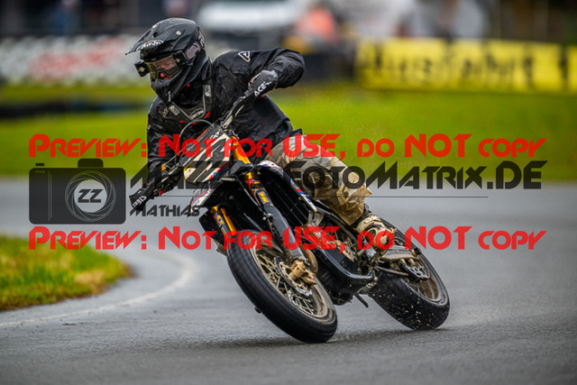 MaZZes_FotoMatrix_230812_6760 | UE40