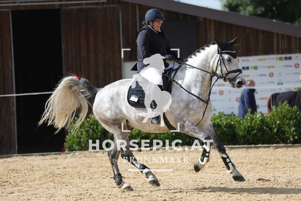 0P6A4505 | Willkommen bei Brunnmayr - Design & Fotografie – Ihrem Spezialisten für Reitturniere und Pferdeveranstaltungen in Oberösterreich, Salzburg und Bayern! Seit über 17 Jahren sind wir leidenschaftlich dabei.
