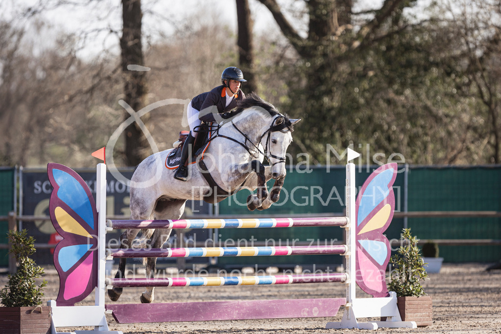 250408_Mühlen_SprPf-M-508 | Deine schönsten Turniermomente als professionelle Fotos! Entdecke hochwertige Pferdesport-Fotografie im Online-Shop. Jetzt Fotos finden & bestellen!