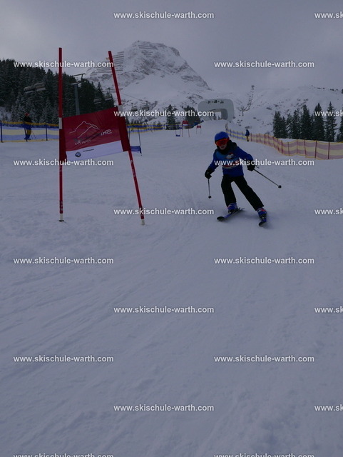 Mara (2) | Photos von der Skischule Warth - Realisiert mit Pictrs.com