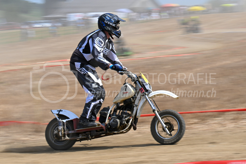 Motortrotti-Rennen Buch am Irchel - 19. August 2023 | Motortrotti-Rennen Buch am Irchel
Buch am Irchel, Kt. Zürich
Bild: Sportfotografie Markus Aeschimann | www.markus-aeschimann.ch - Realisiert mit Pictrs.com