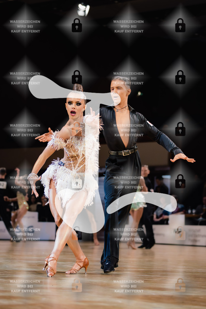 Goldstadtpokal 2025 - WDSF Open Latin Youth 2nd (72) Ivan Smekalkin _ Yeva Liermontova (Schwarz Weiß Club Pforzheim)-2025-01-25-8625 | Webshop for digital downloads and prints of dance sport, event & show photographer Julian Link - Realisiert mit Pictrs.com
