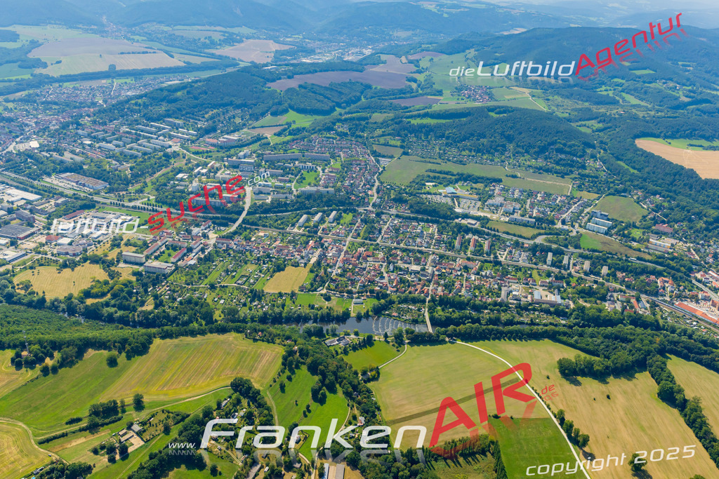 Schrägluftbild    Rudolstadt - Das Luftbild wurde 2025 vom UL-Flugzeug heraus erstellt (ohne Drohne- keine Drohnenaufnahme ) - Hochauflösende Luftaufnahme -Nicht vergleichbar mit Google Maps oder Satelittenbilder- Die Geschenkidee !Mit Lizenz und Bildrechte bestellbar